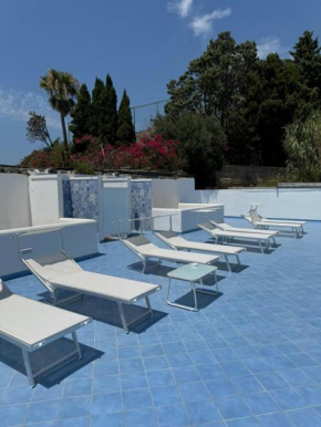 Omare Apartments